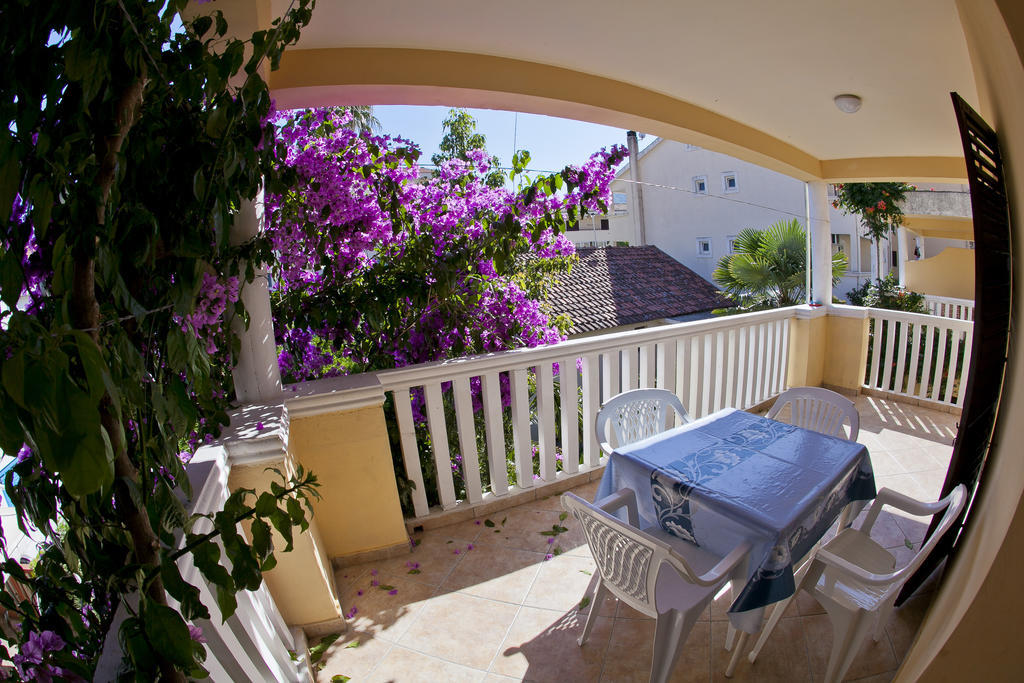 Apartments Angela Budva Rom bilde